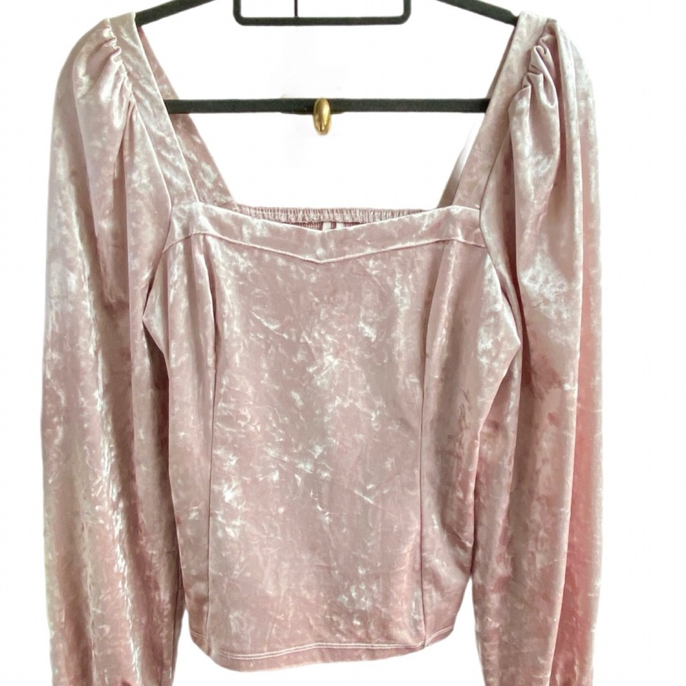 Anthropologie Jessima blush pink Velvet Top Size M